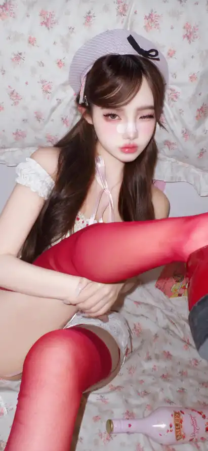 从“影视一级秋霞欧美精品精品久久天堂”谈网络影视的版权与分级
